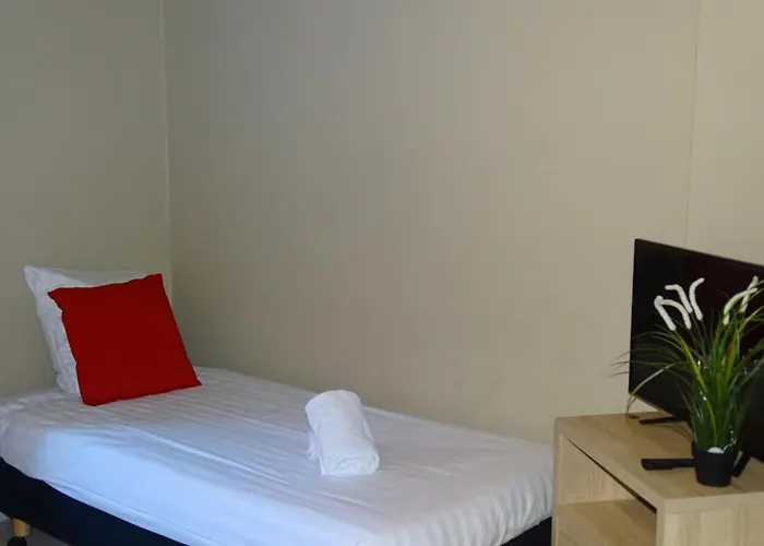 Gardens - Student Flat Single شقة لوفين